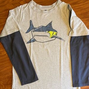 Tea Collection Boys Size 16 Long Sleeved Grey Shark Graphic Tee